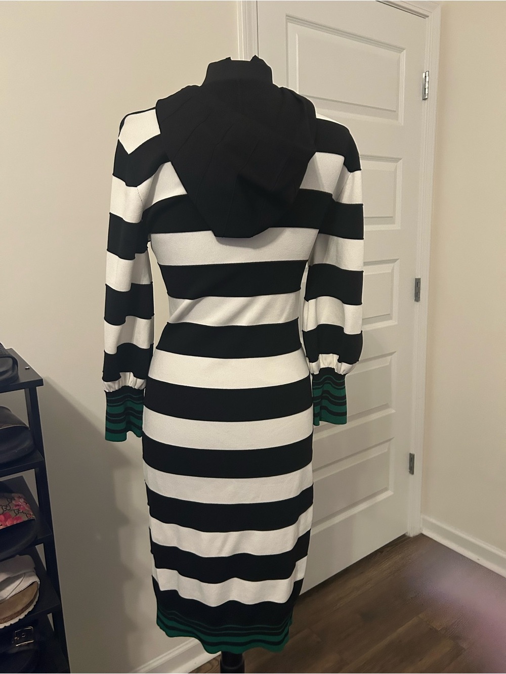 NY & Company Sz L Black & White Striped Hooded Midi Dress with Green Trim - Picture 3 of 4
